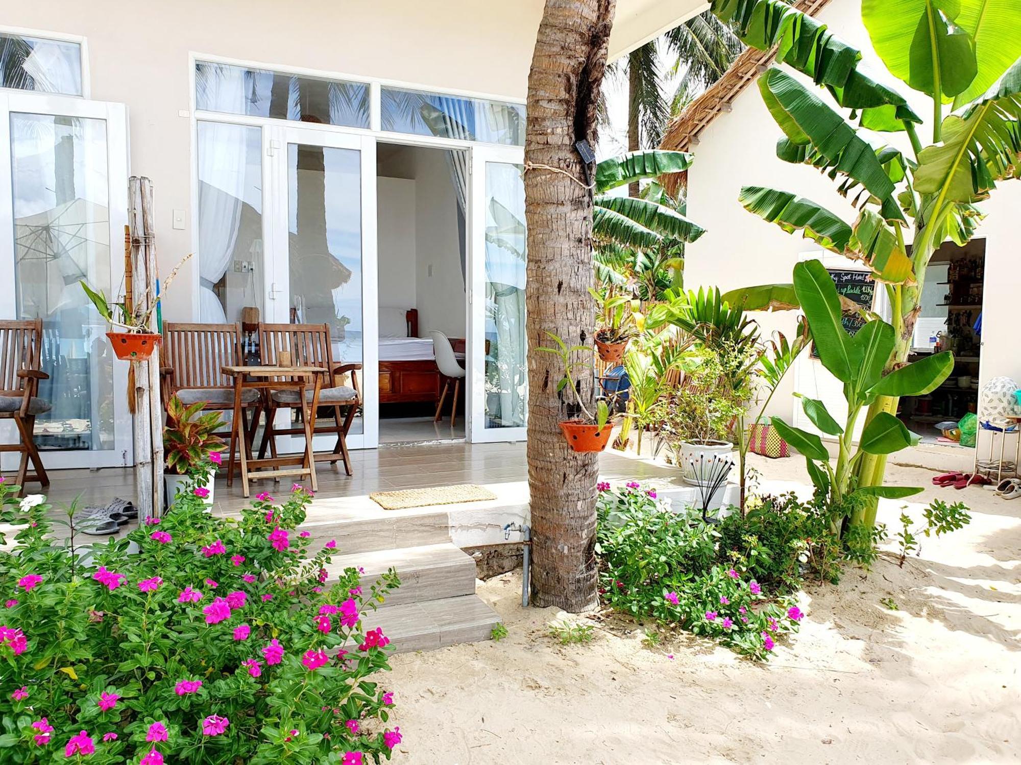 Lucky Spot Beach Bungalow Song Cau Exterior photo